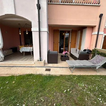 The Artist - With Private Garden In With Pool Tatil Evi Manerba del Garda
